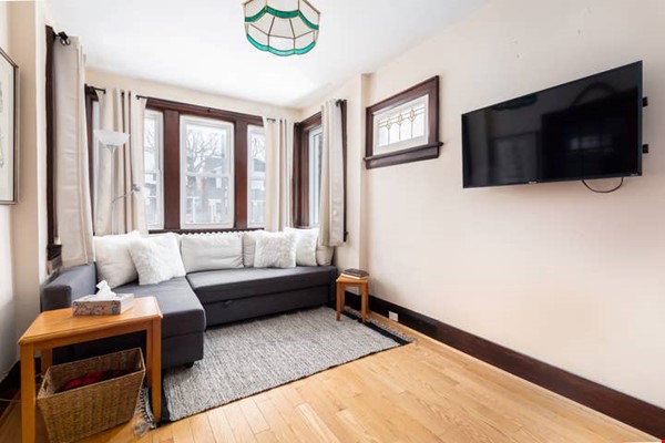 Off Campus Housing And Sublets Near Ocad University